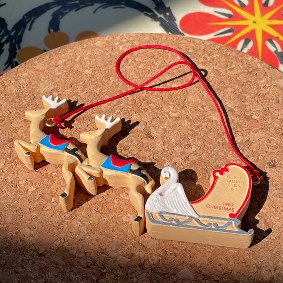 Vintage Hallmark Ornament - Picture 3 of 11